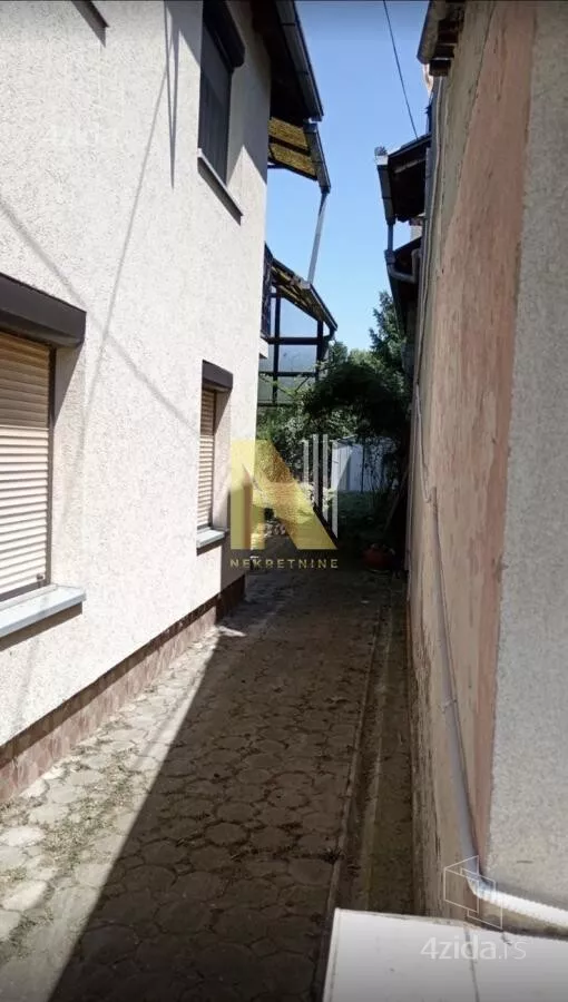 Kuća | 4zida