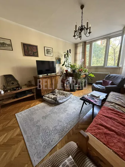 Pariske komune | 4zida.rs