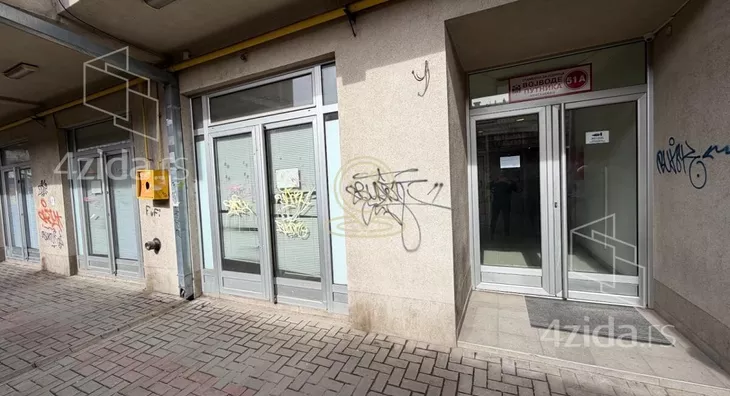 Lokal | 4zida