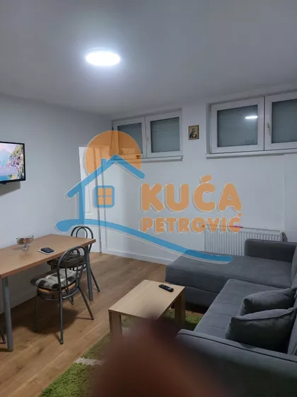 Duška Radovića | 4zida.rs