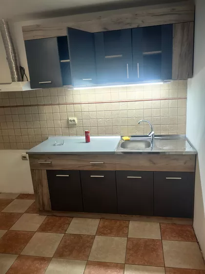 Hercegovačka 46A | 4zida.rs