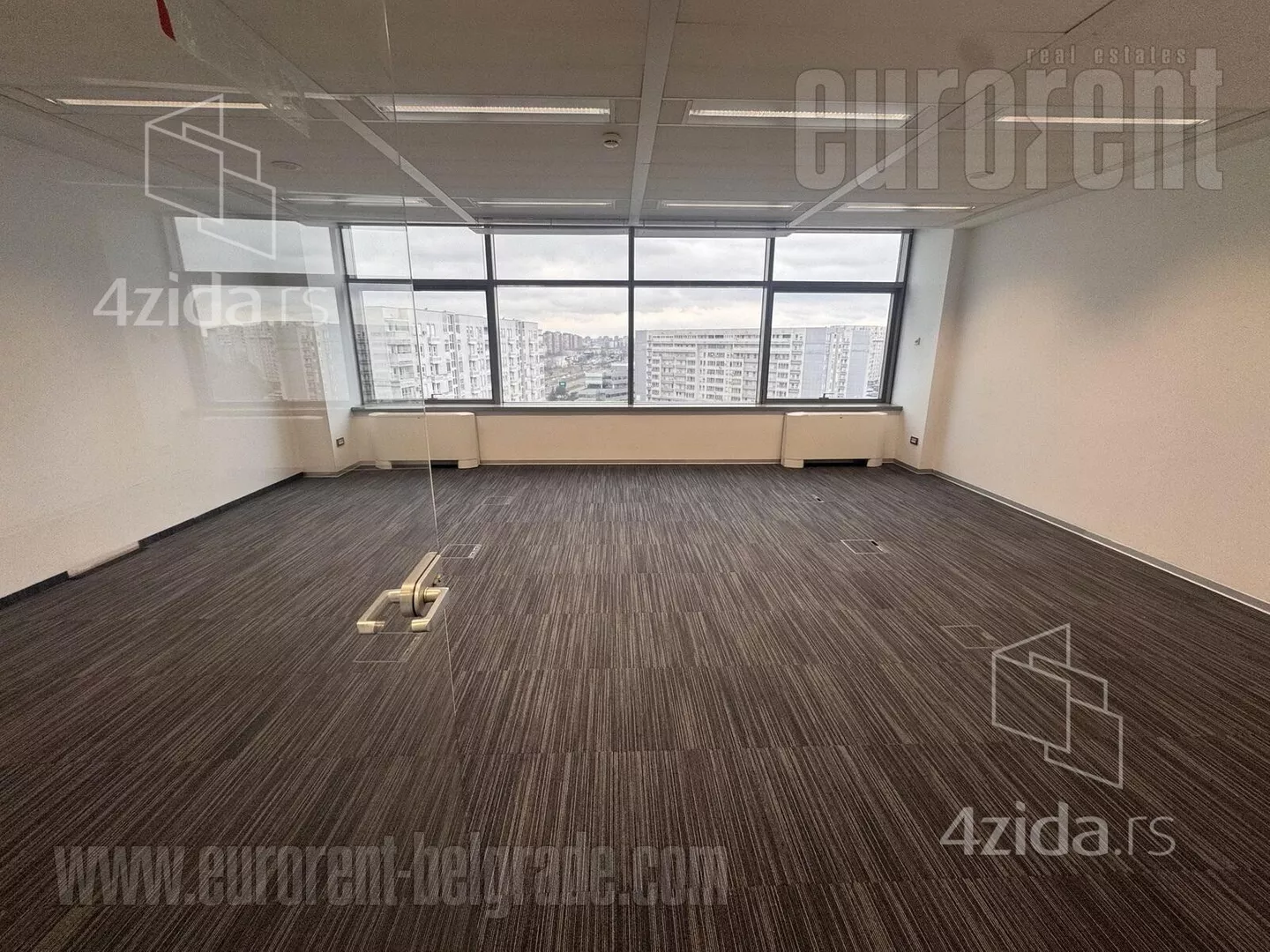 Poslovni prostor | 4zida