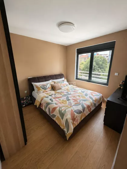 Južni Bulevar | 4zida.rs