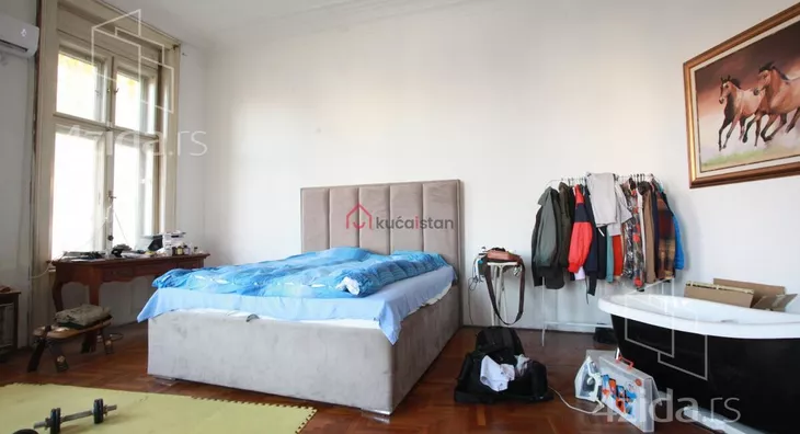 Šestosoban stan | 4zida