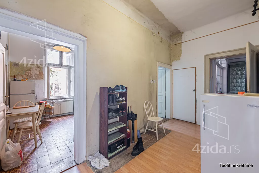 Troiposoban stan | 4zida