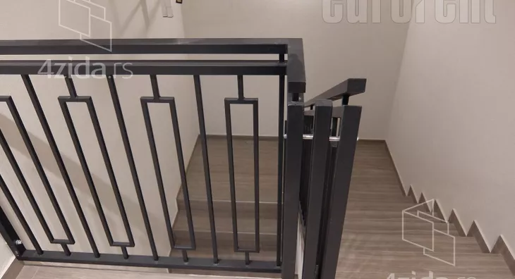 Četvoroiposoban stan | 4zida