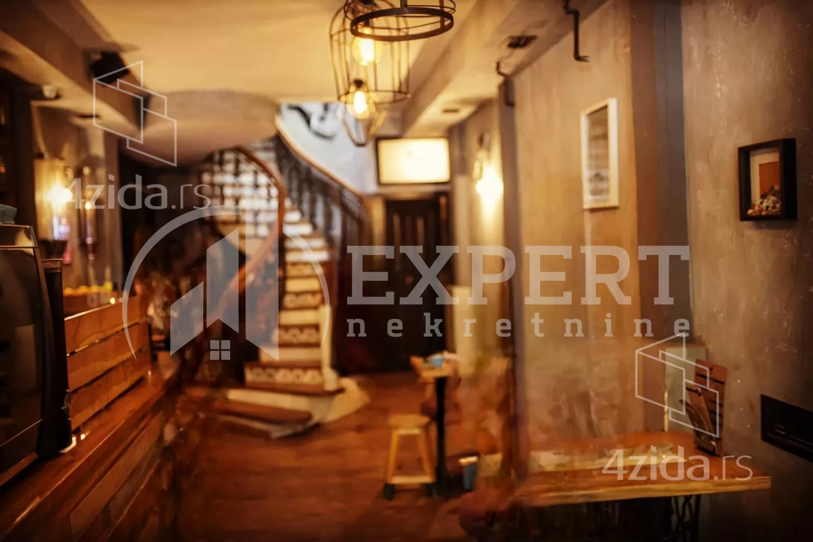 Lokal | 4zida
