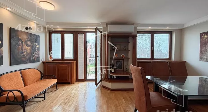 Petosoban stan | 4zida