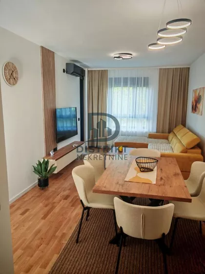 Somborska | 4zida.rs