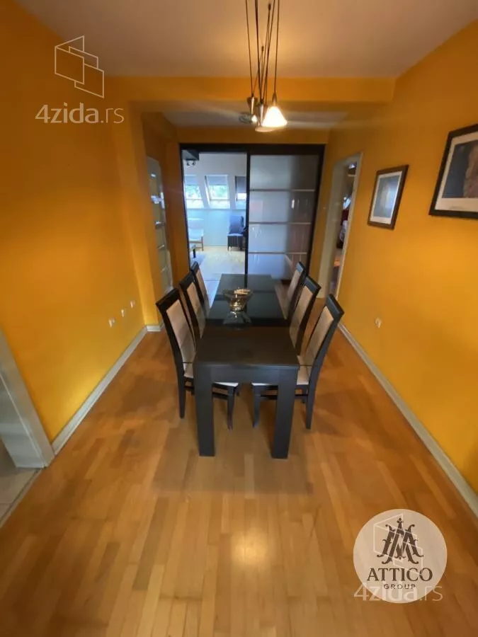 Četvoroiposoban stan | 4zida