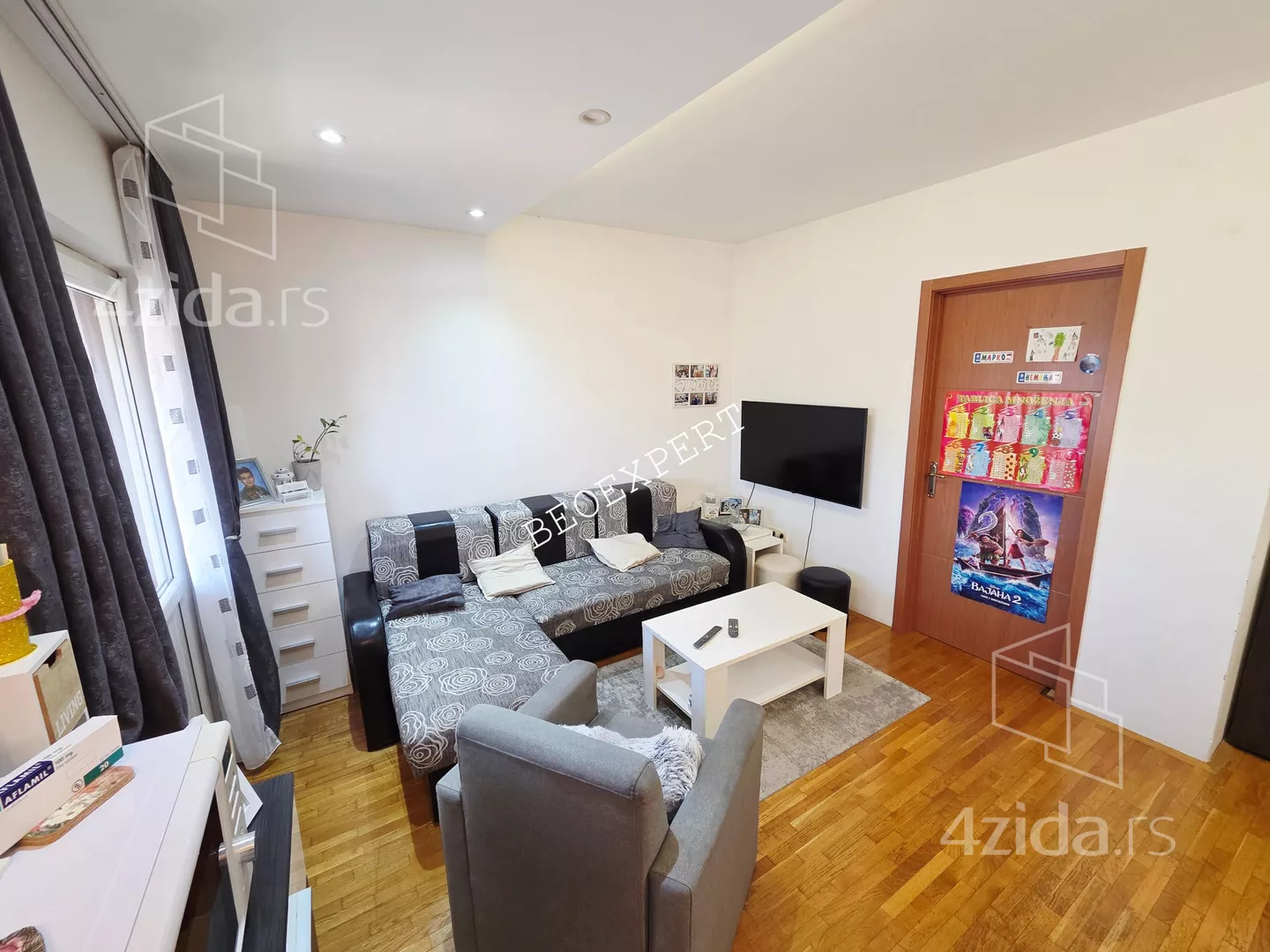 Dvoiposoban stan | 4zida