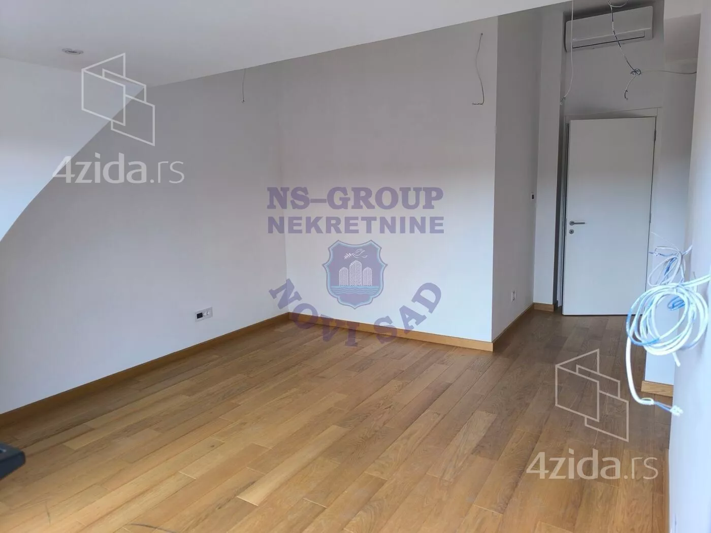 Petosoban stan | 4zida