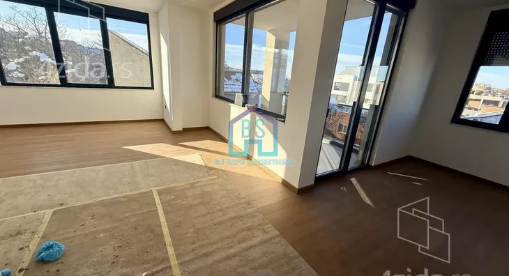 Petosoban stan | 4zida