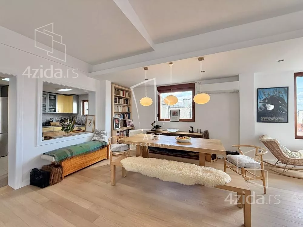 Četvoroiposoban stan | 4zida