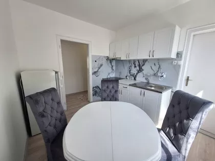 Trg Fontana | 4zida.rs