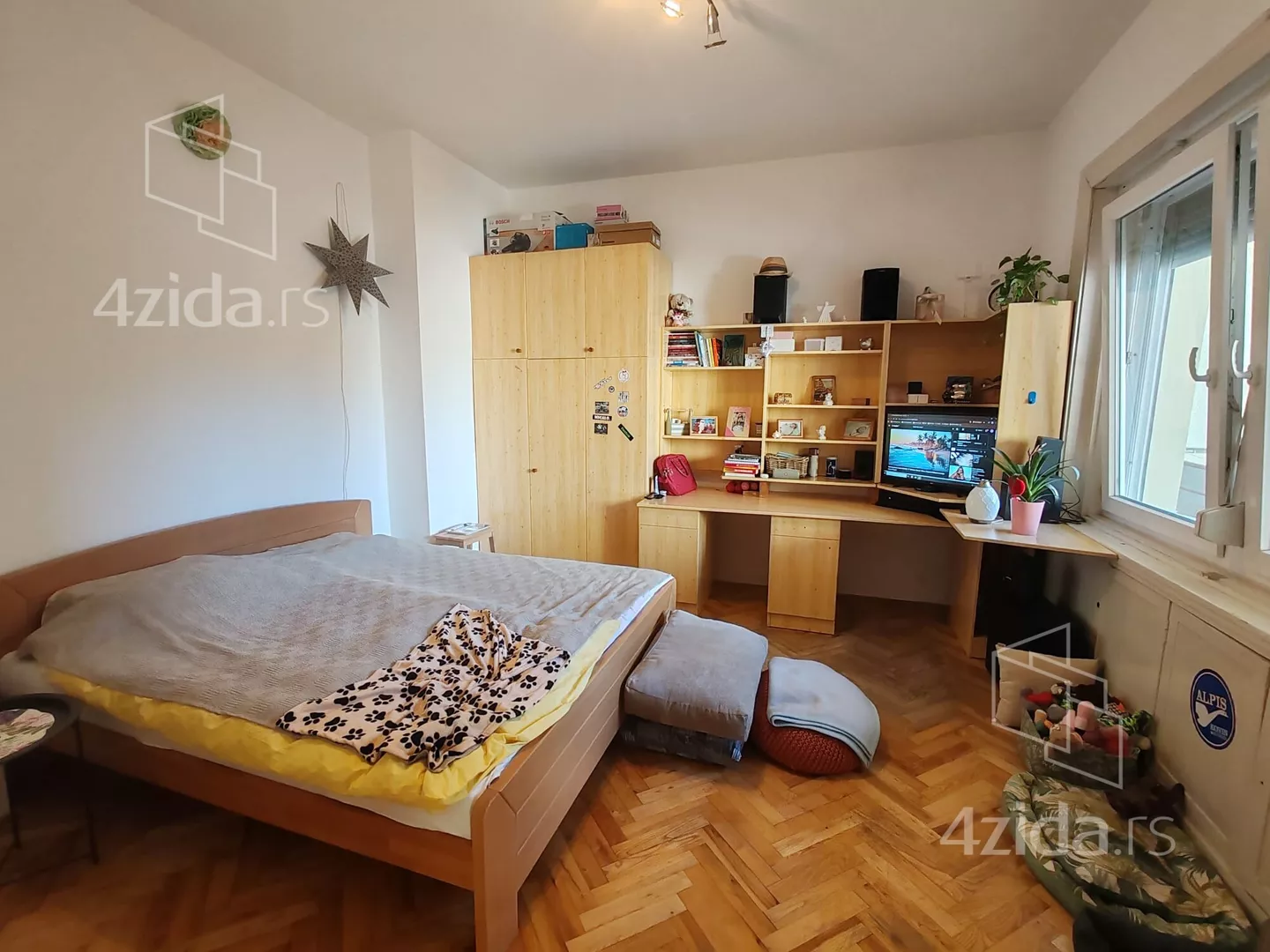 Troiposoban stan | 4zida