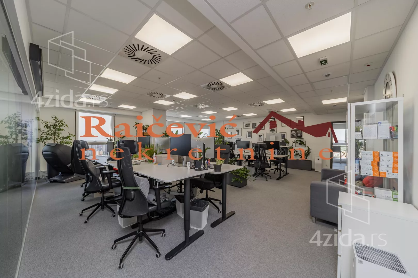 Poslovni prostor | 4zida