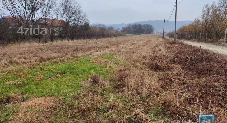 Plac | 4zida