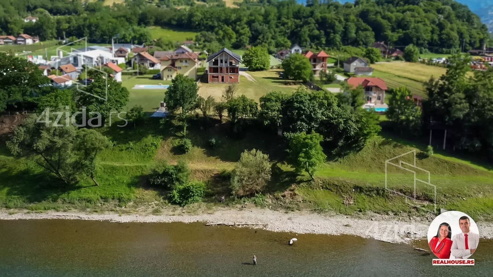 Turistički objekat | 4zida