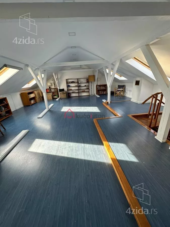 Petosoban stan | 4zida