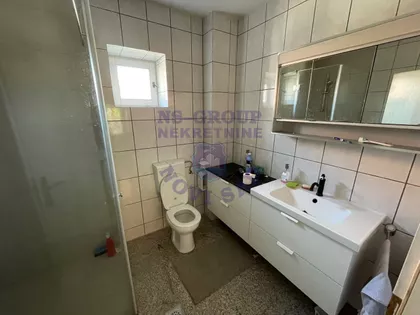 Sremska | 4zida.rs