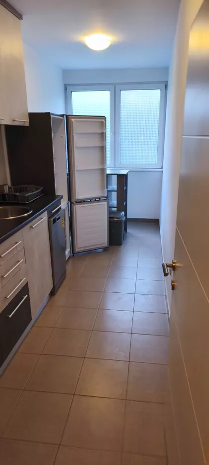 Palmira Toljatija 40 | 4zida.rs