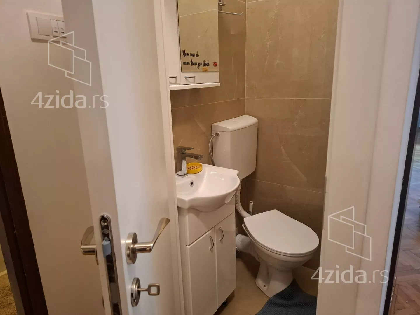 Troiposoban stan | 4zida