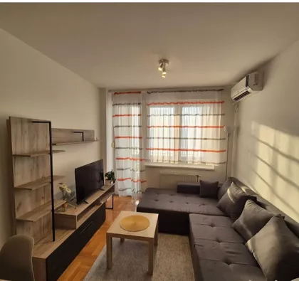 Romanijska | 4zida.rs