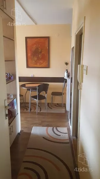 Garsonjera | 4zida
