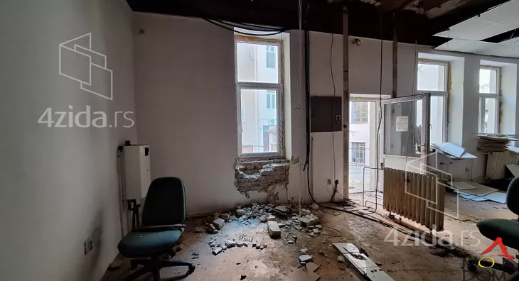 Poslovni prostor | 4zida