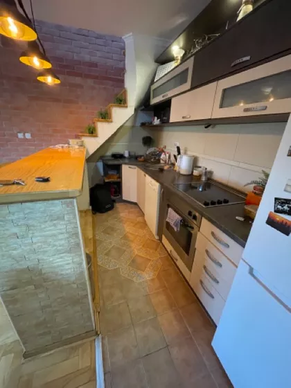 Srzentićeva 2B | 4zida.rs