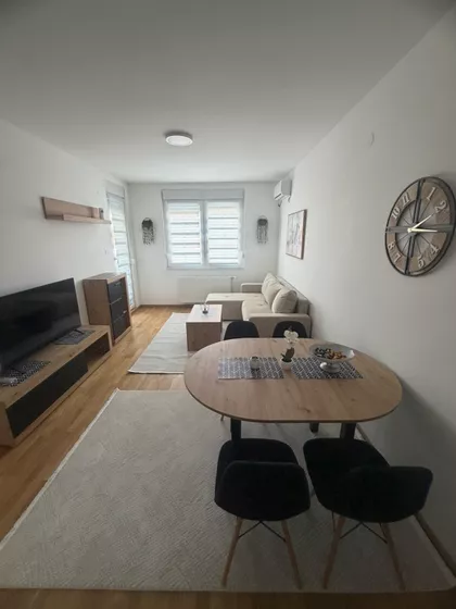 Rumenački Put | 4zida.rs