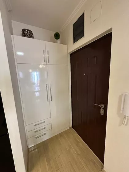 Marulićeva-Trosoban-68m2+terasa 100m2-Garaža | 4zida.rs