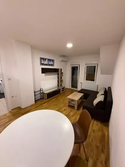 Bele Njive | 4zida.rs