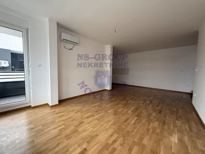 Heroja Pinkija | 4zida.rs