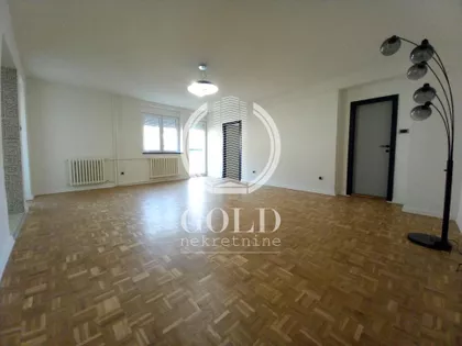 Cara Dušana | 4zida.rs