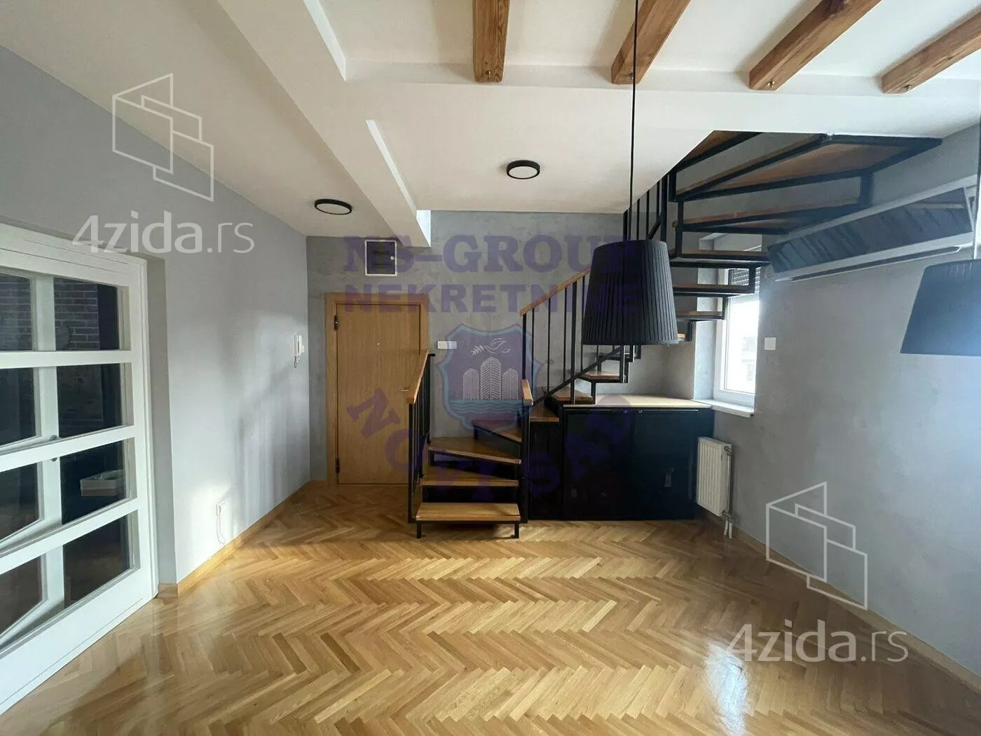 Petosoban stan | 4zida