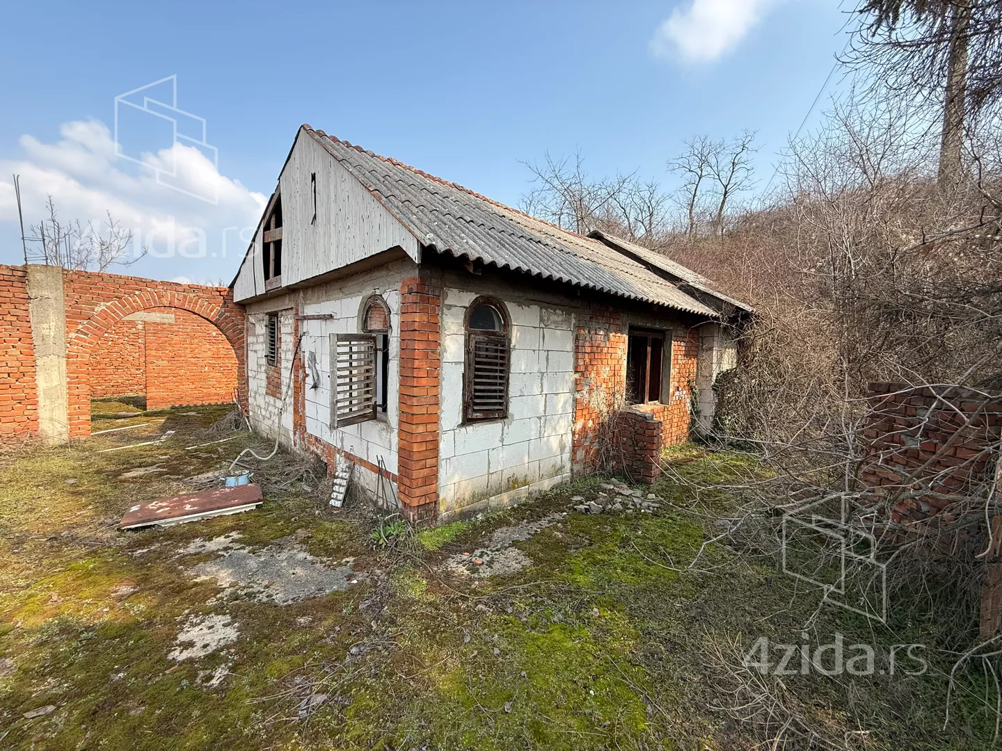 Građevinsko zemljište | 4zida