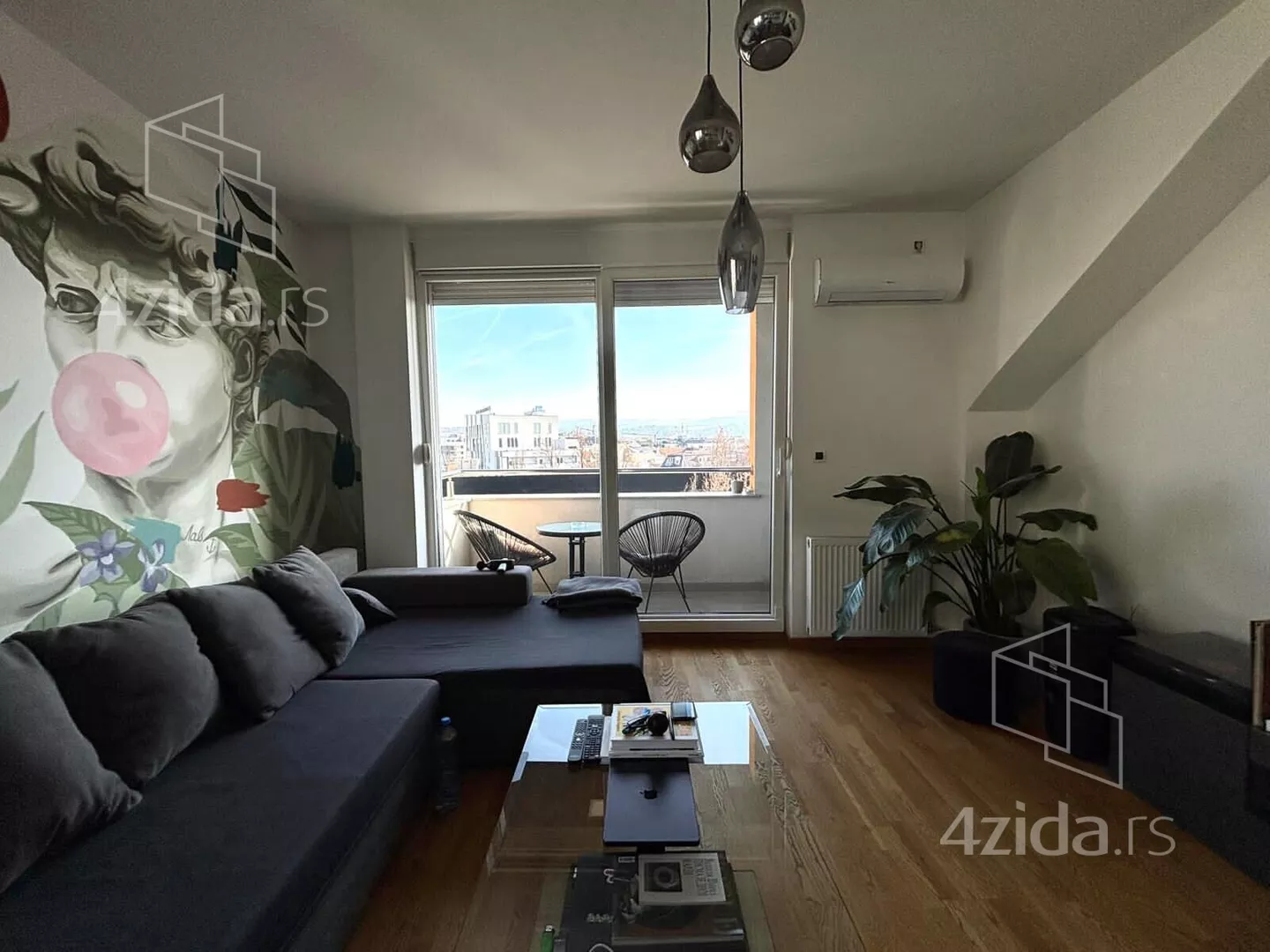 Dvoiposoban stan | 4zida