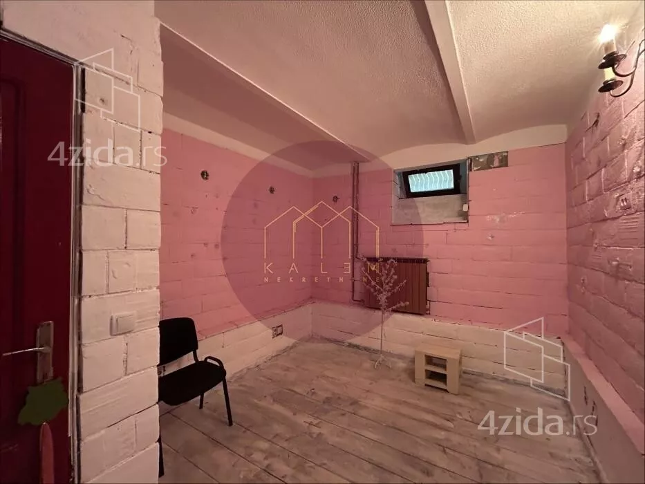 Lokal | 4zida