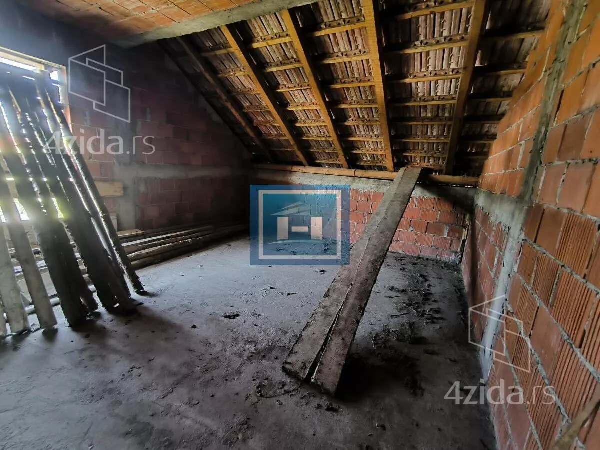 Kuća | 4zida