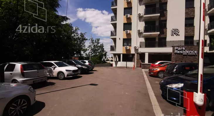 Garaža | 4zida
