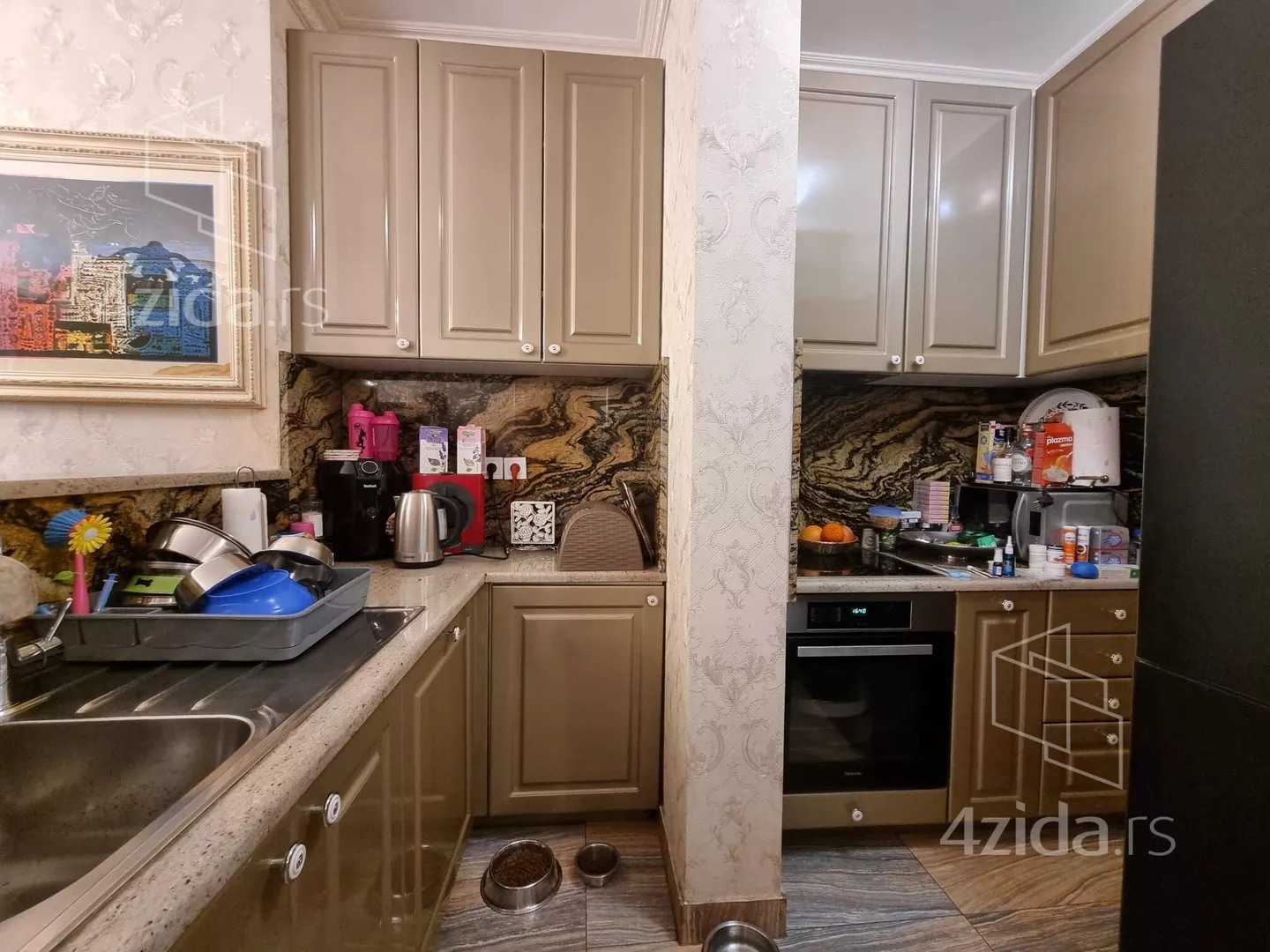 Troiposoban stan | 4zida