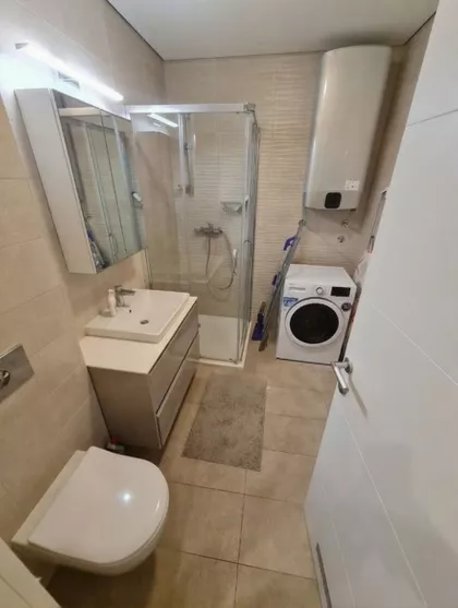 Tadije Sondermajera | 4zida.rs