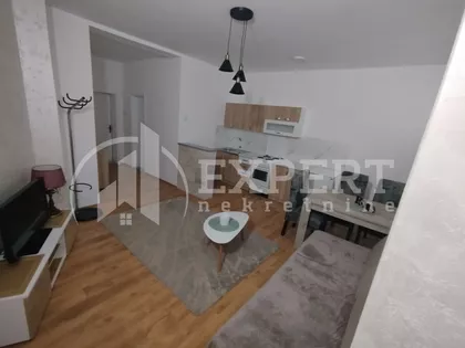 Janisa Janulisa | 4zida.rs