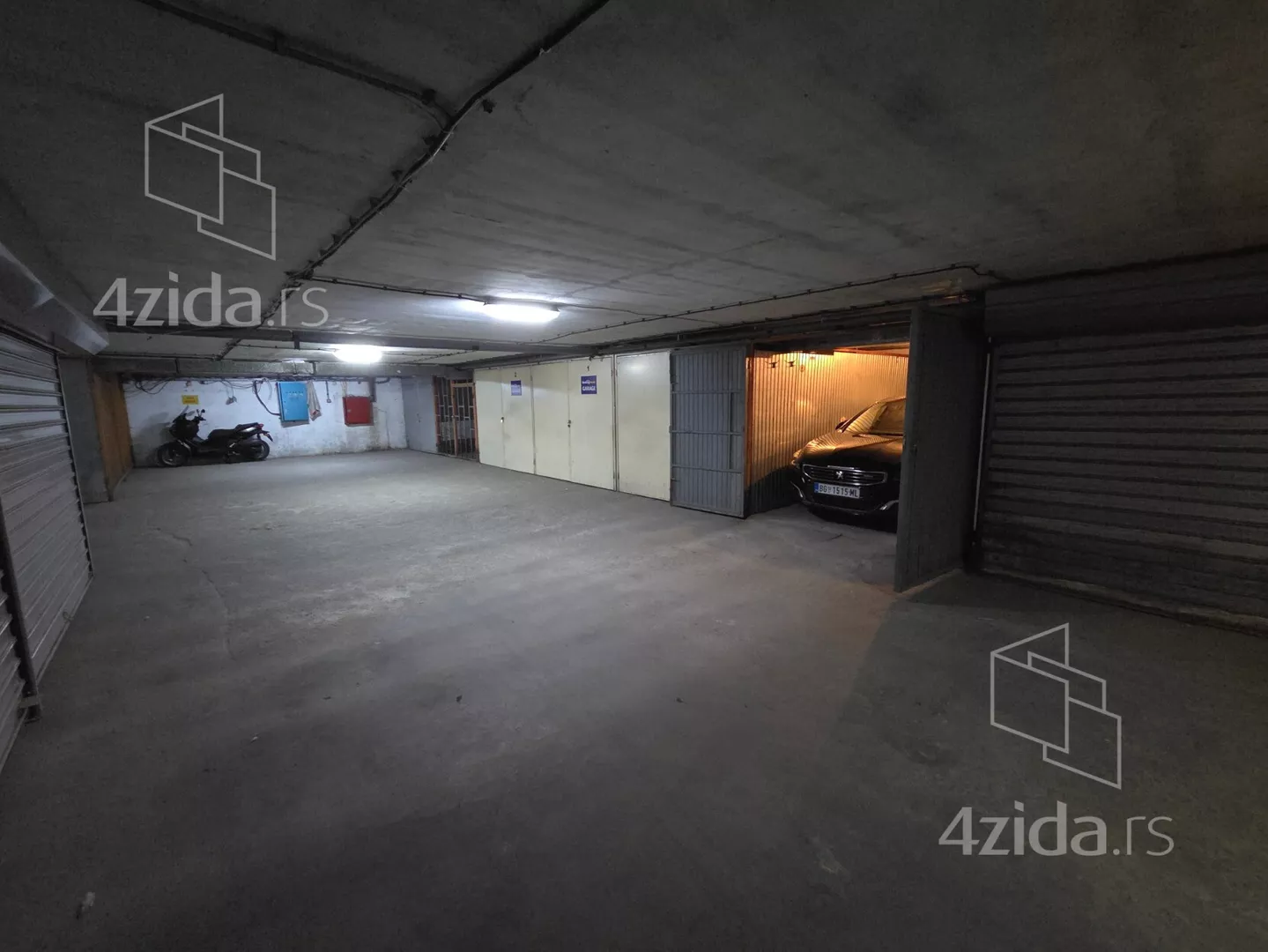 Garaža | 4zida
