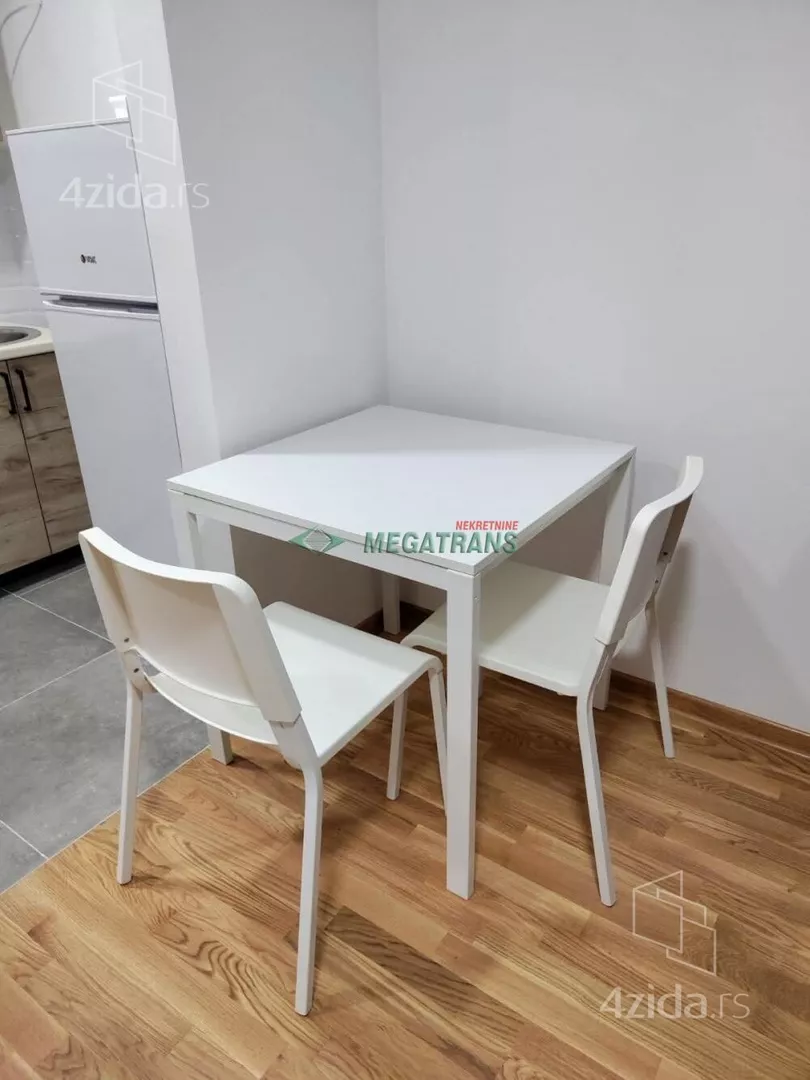 Garsonjera | 4zida
