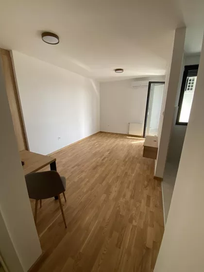 Železnička stanica | 4zida.rs