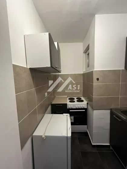 Janka Čmelika | 4zida.rs