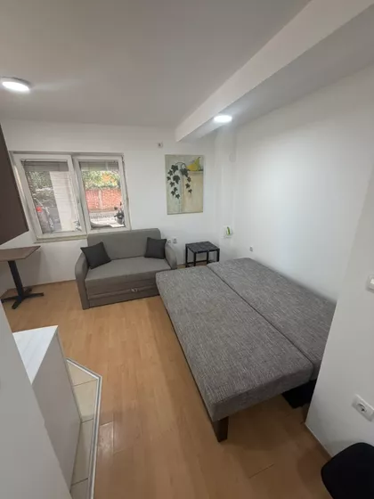 Božane Prpić | 4zida.rs